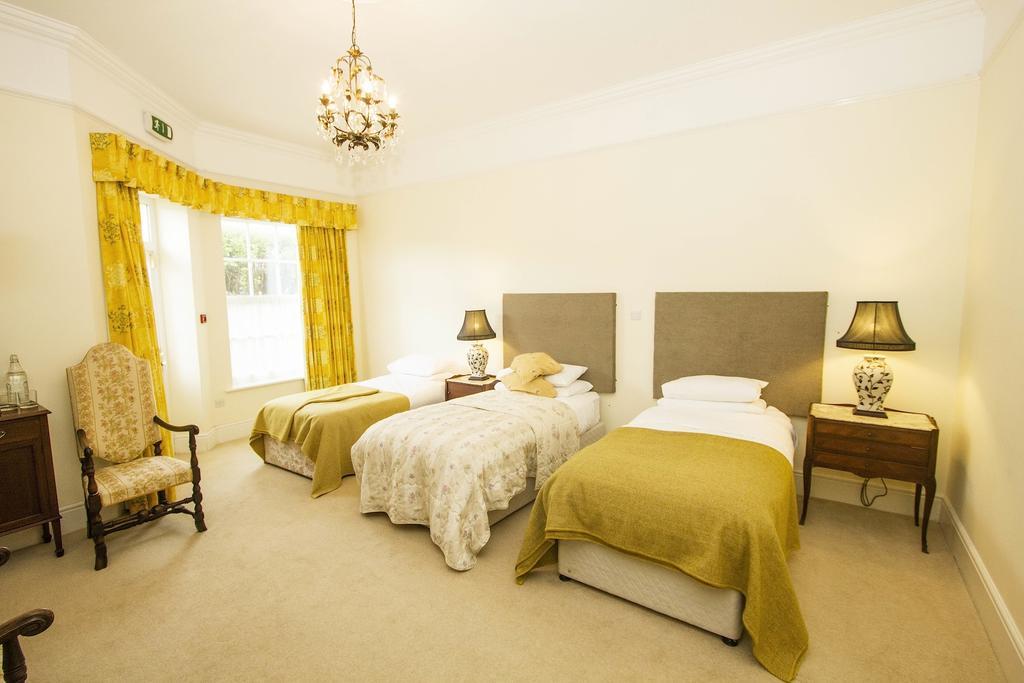 فندق Emlagh House دينغل المظهر الخارجي الصورة