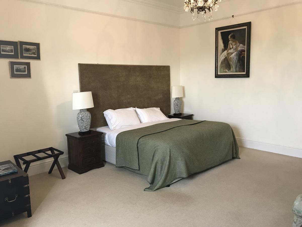 فندق Emlagh House دينغل المظهر الخارجي الصورة
