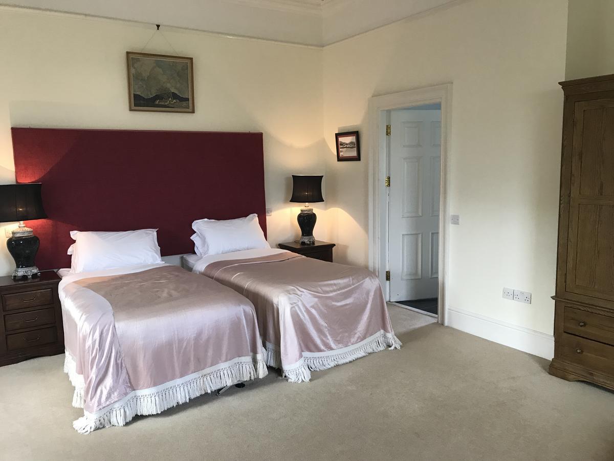 فندق Emlagh House دينغل المظهر الخارجي الصورة