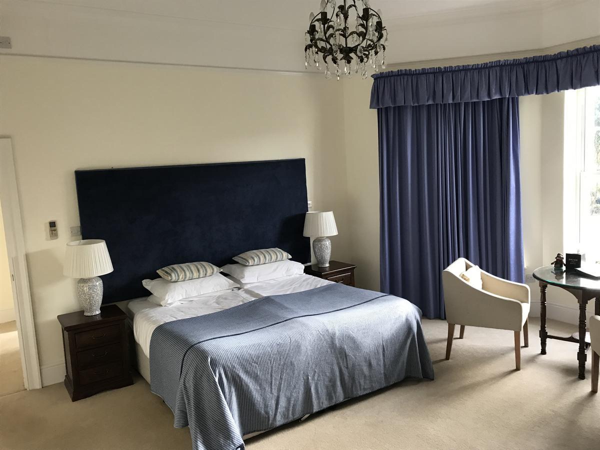 فندق Emlagh House دينغل المظهر الخارجي الصورة