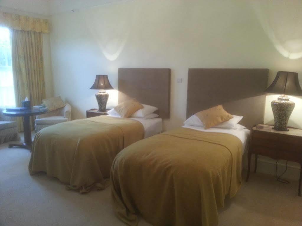 فندق Emlagh House دينغل المظهر الخارجي الصورة