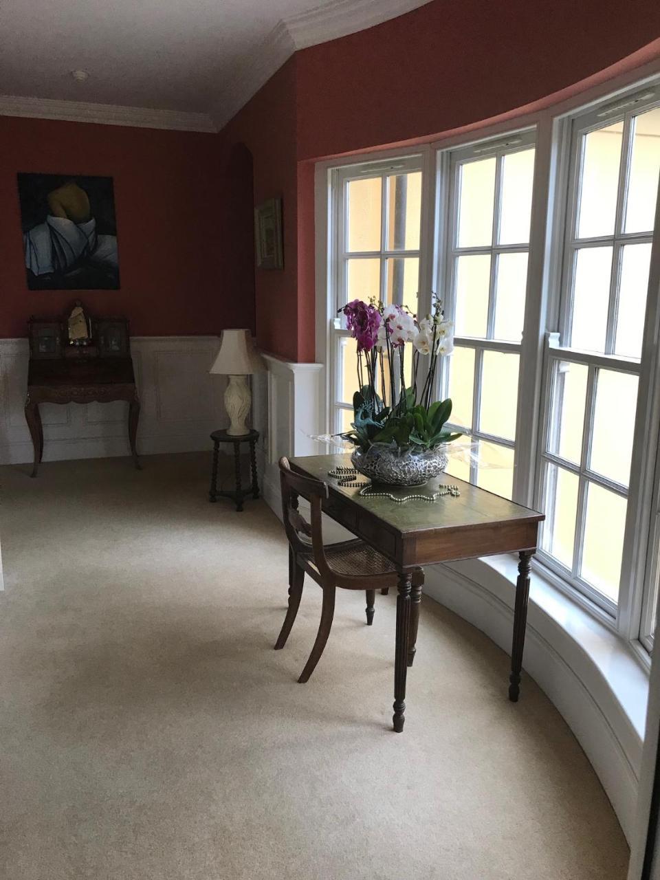 فندق Emlagh House دينغل المظهر الخارجي الصورة
